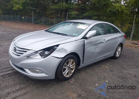 2013 Hyundai Sonata Gls z USA, uszkodzony, nr VIN 5NPEB4AC7DH696591